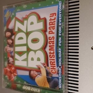 Kidz Bop Christmas Party Nonstop Holiday Fun CD